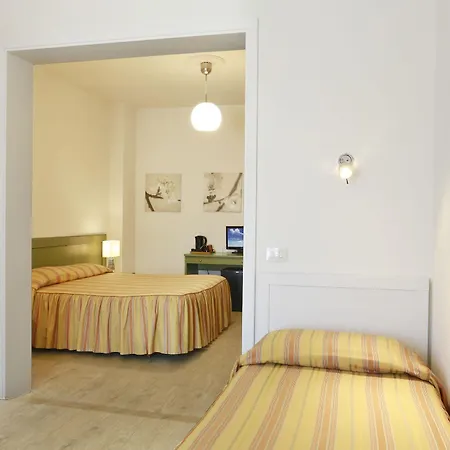 卢波利酒店 酒店 维亚雷焦