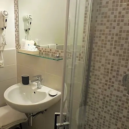 Hotel Lupori 2*