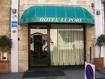 מלון Lupori 2*