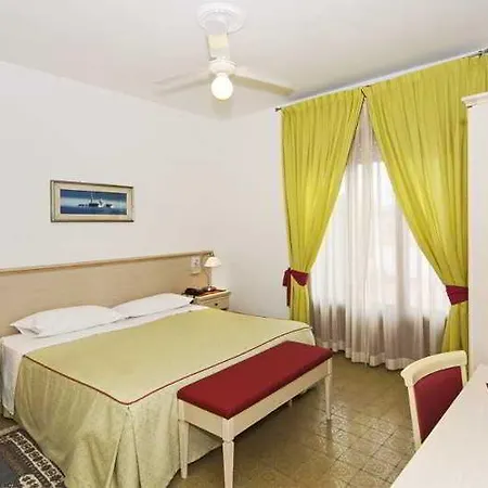 Lupori 2* Viareggio