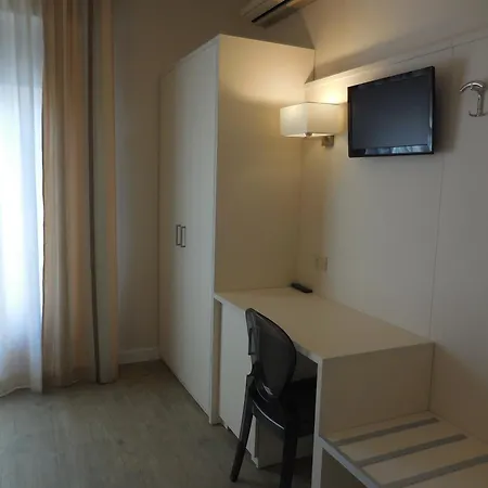 Hotel Lupori Viareggio