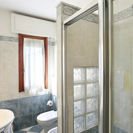 Hotel Lupori Viareggio