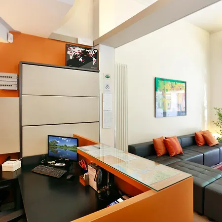 卢波利酒店 酒店 维亚雷焦