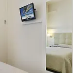Lupori Hotel 2*